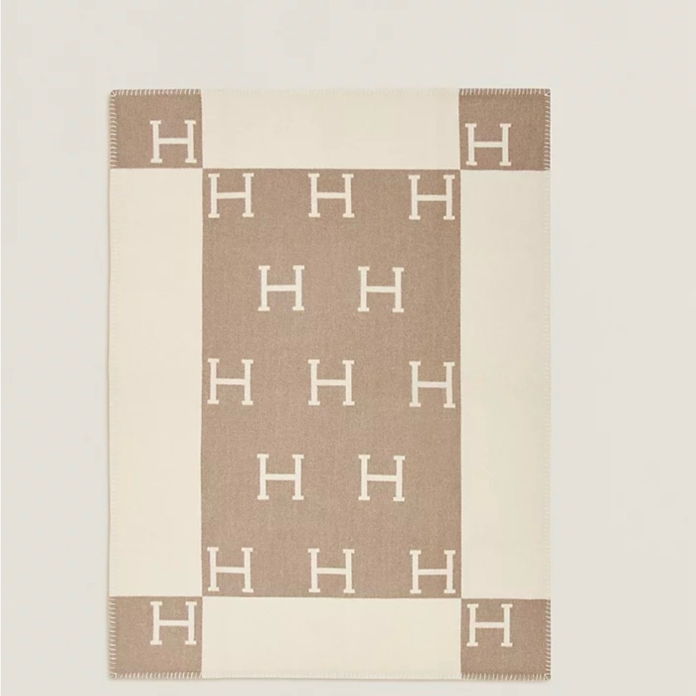 *NWT* HERMES Avalon Baby Blanket